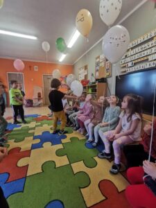 Dzień Kobiet w grupie "Biedronek"