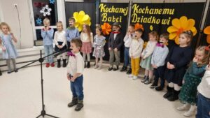 Dzień Babci i Dziadka- "Żabki"