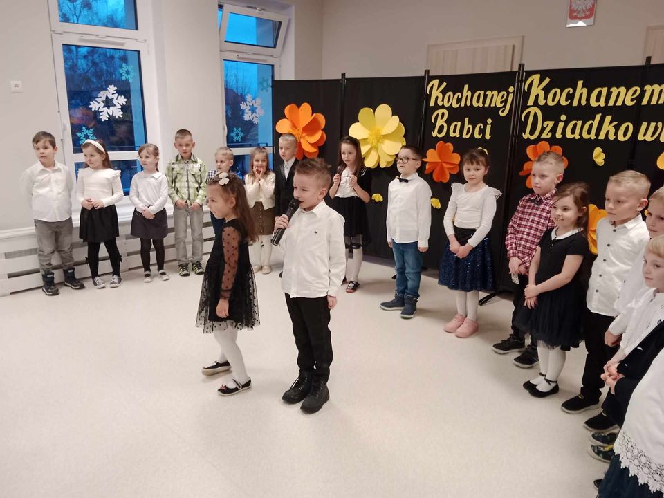 Dzień Babci i Dziadka- "Minionki"