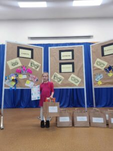 "Biedronki" - Gminny Konkurs "Maska Karnawałowa"