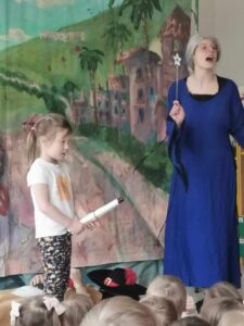 "Kot w butach,, w wykonaniu Teatrzyku "Złoty Melonik,,