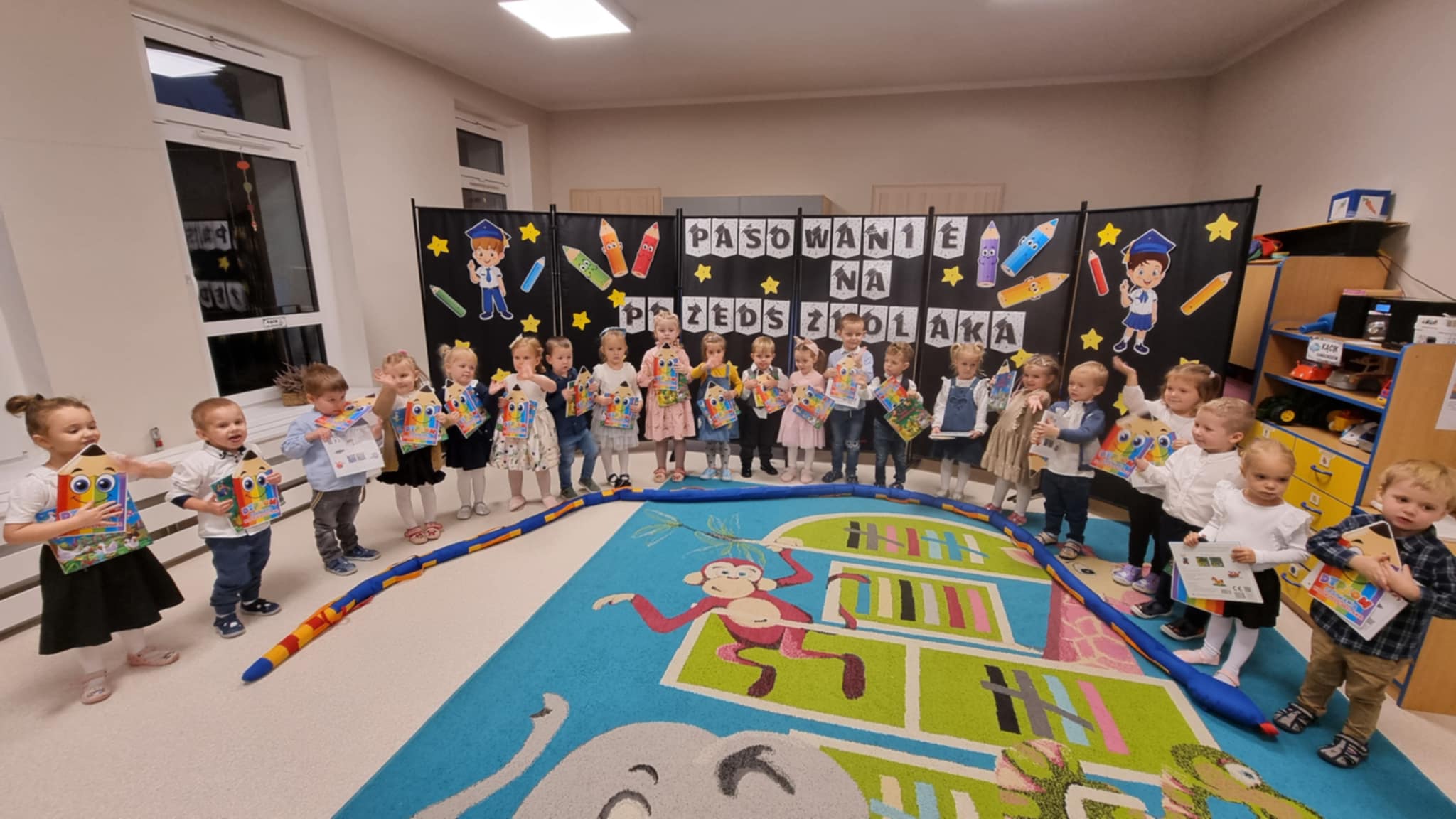 "Pasowanie na Przedszkolaka"- "Delfinki"