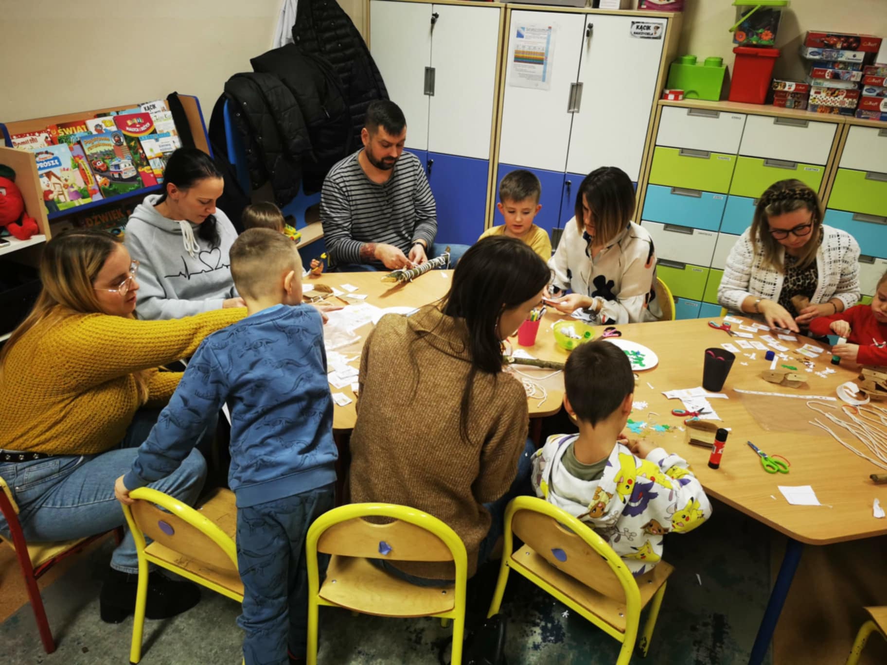 "Kalendarze adwentowe"-warsztaty z rodzicami- " Żabki"