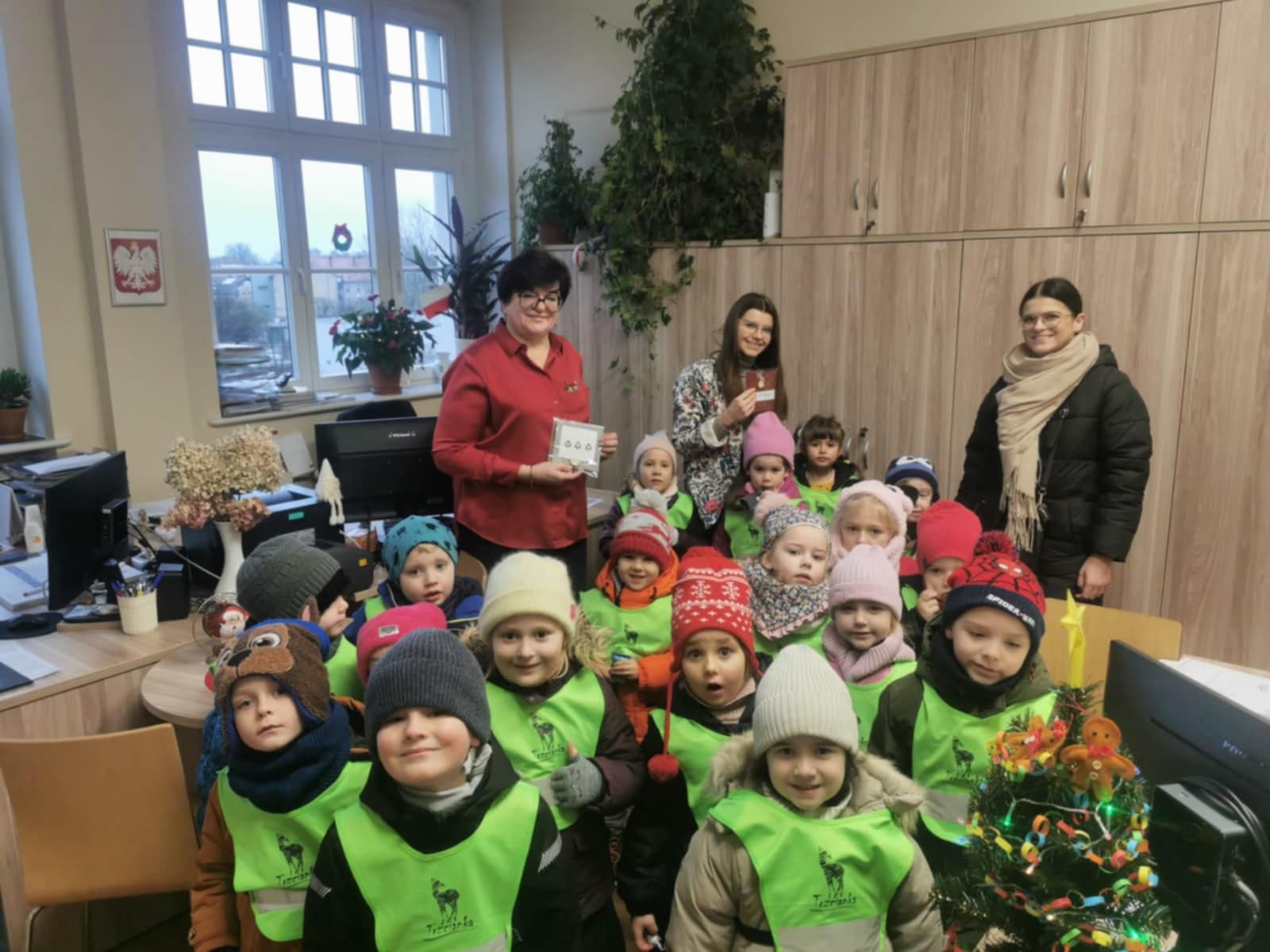 "Żabki" z życzeniami w Urzędzie Miasta