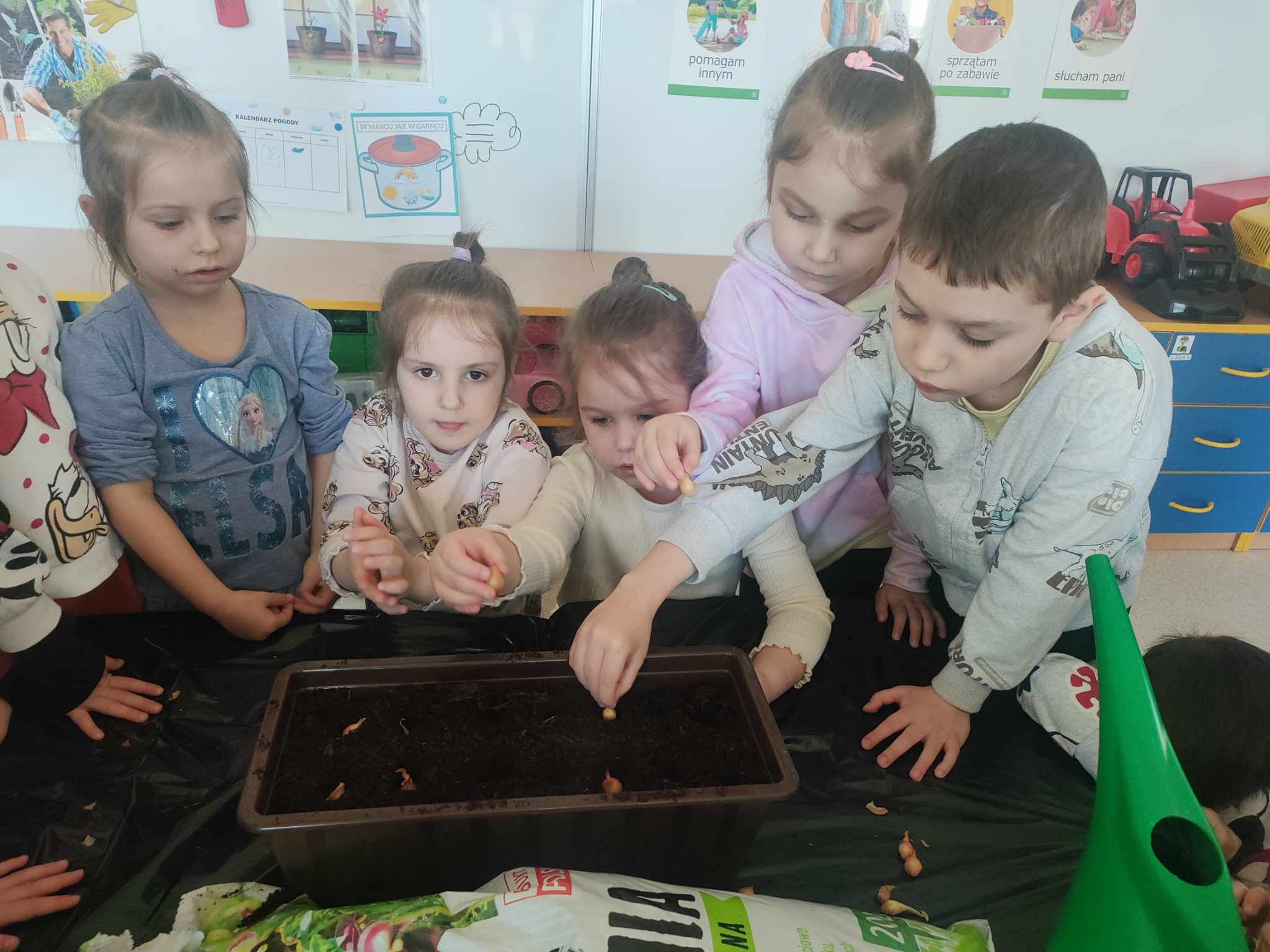 Mali ogrodnicy- "Motylki"