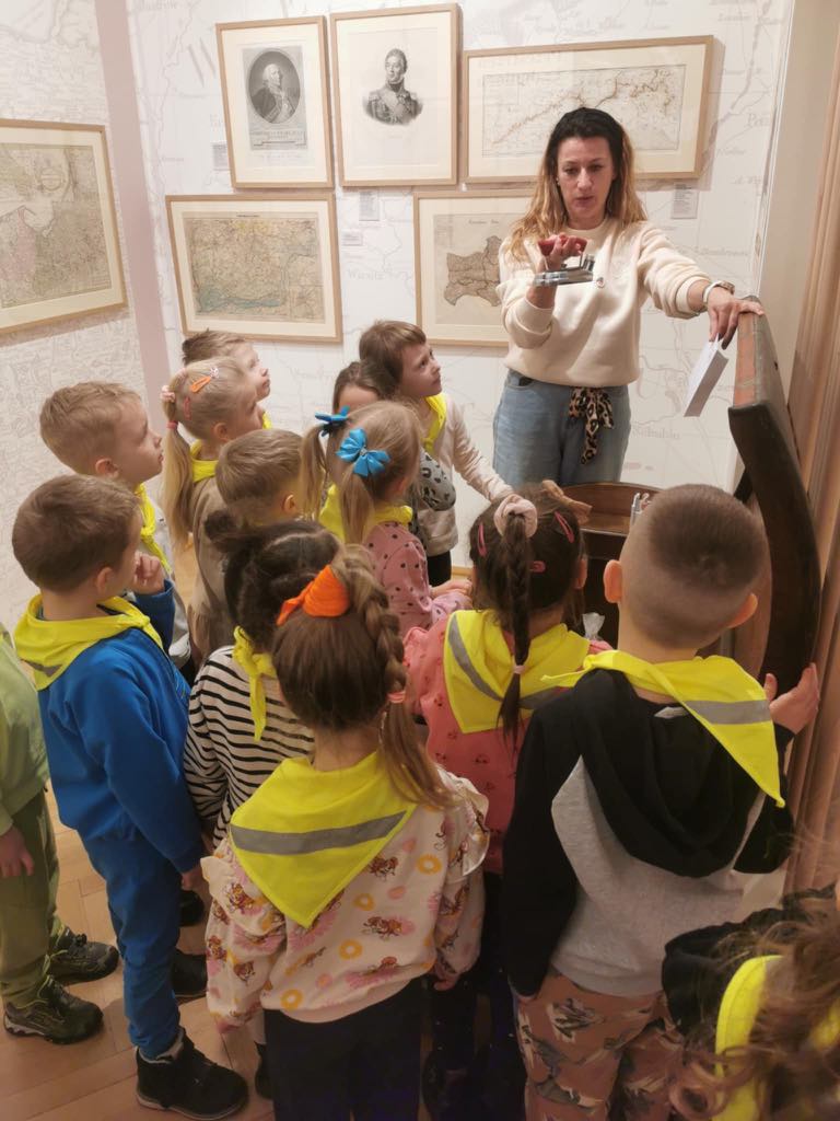  Zajęcia detektywistyczne w muzeum pt. "Okradziono nasze muzeum"