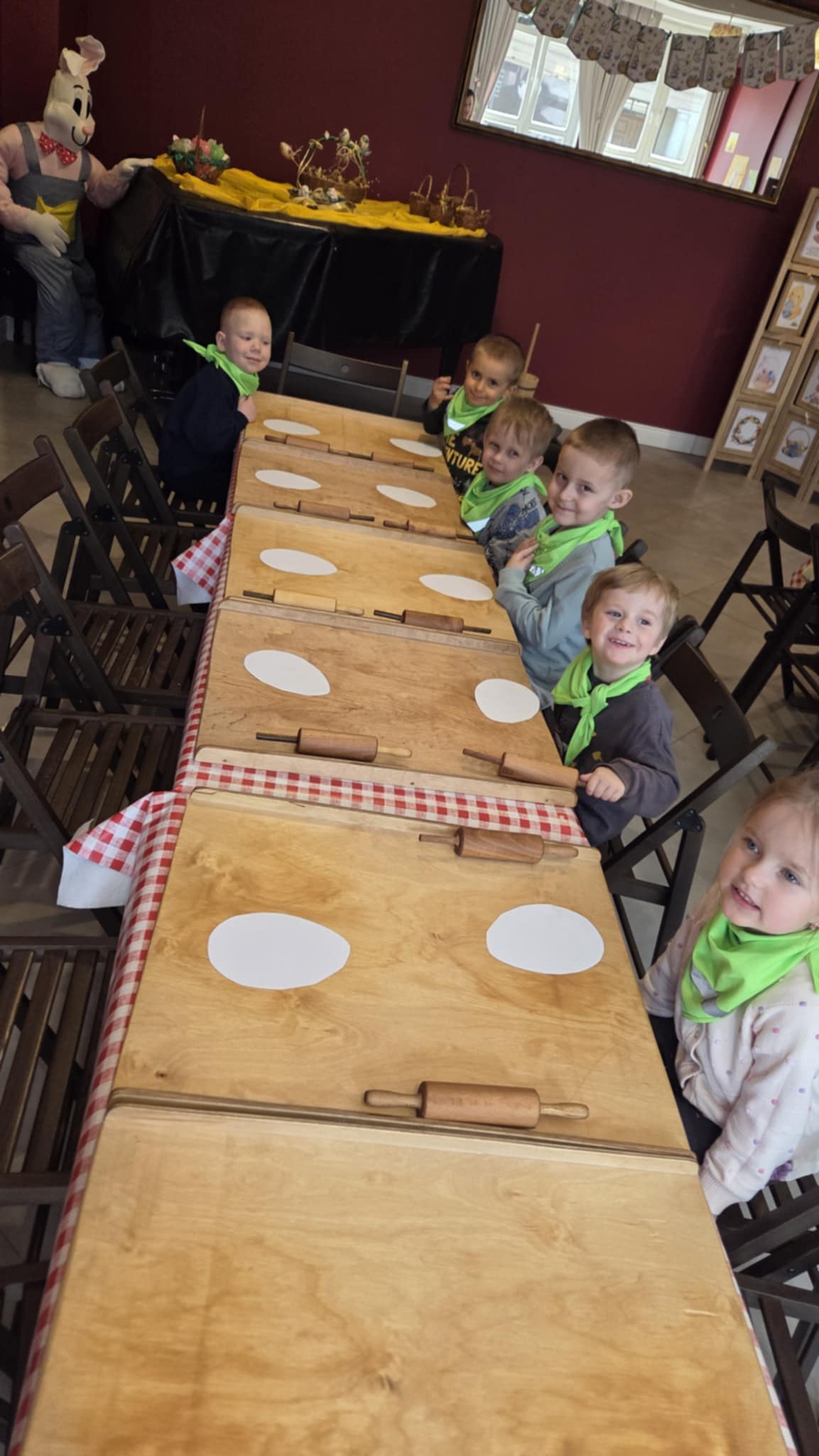 Wielkanocne warsztaty w muzeum - "Delfinki"