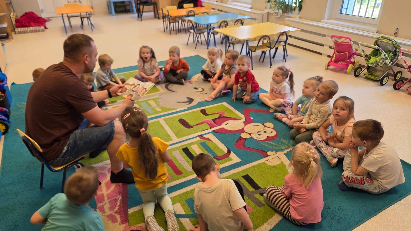 Klub Czytającego Rodzica - "Delfinki"