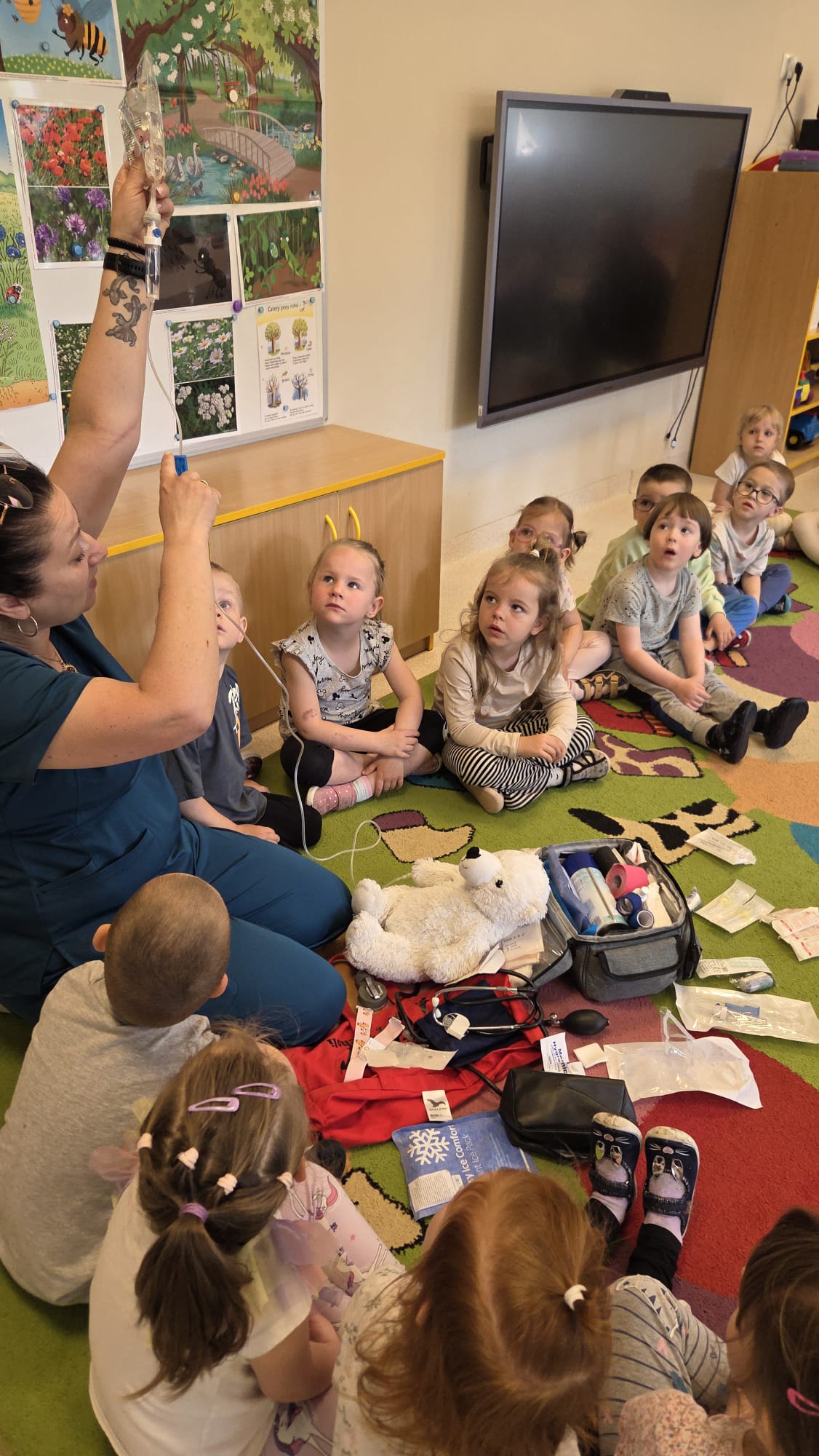 Spotkanie z pielęgniarką - "Sówki" i "Delfinki"