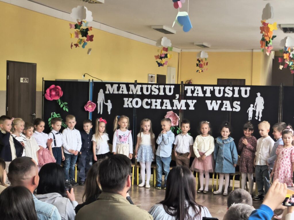 Dzień Mamy i Taty w grupie „Żabki”