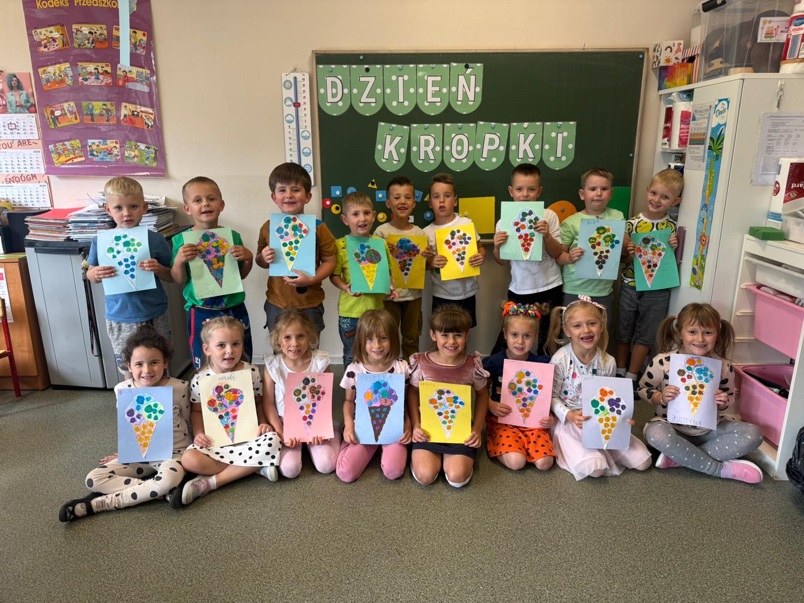 Dzień Kropki w grupie „Minionki”