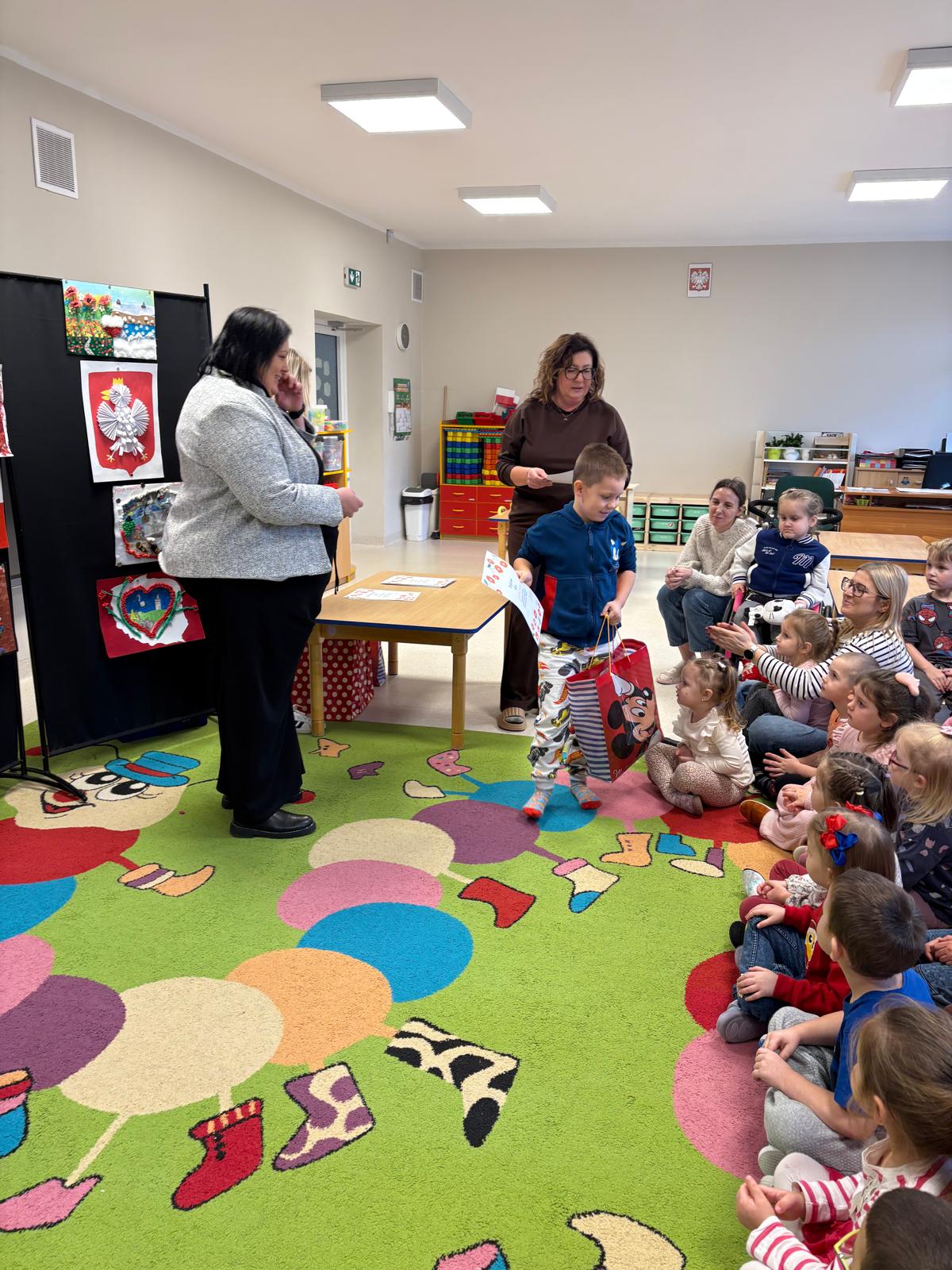 Konkurs plastyczny "Moja ojczyzna -Polska"