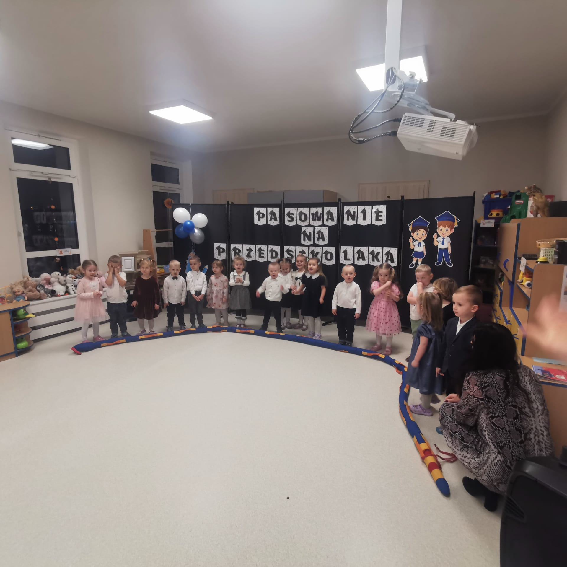 Pasowanie na Przedszkolaka- "Delfinki"