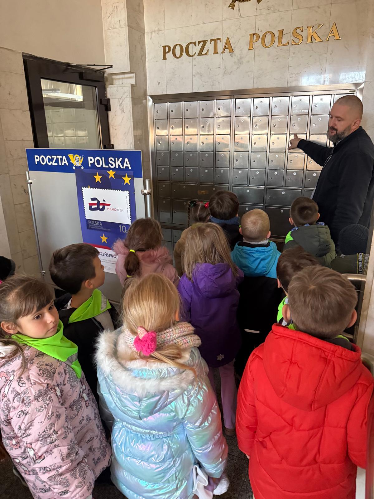 "Minionki" na poczcie