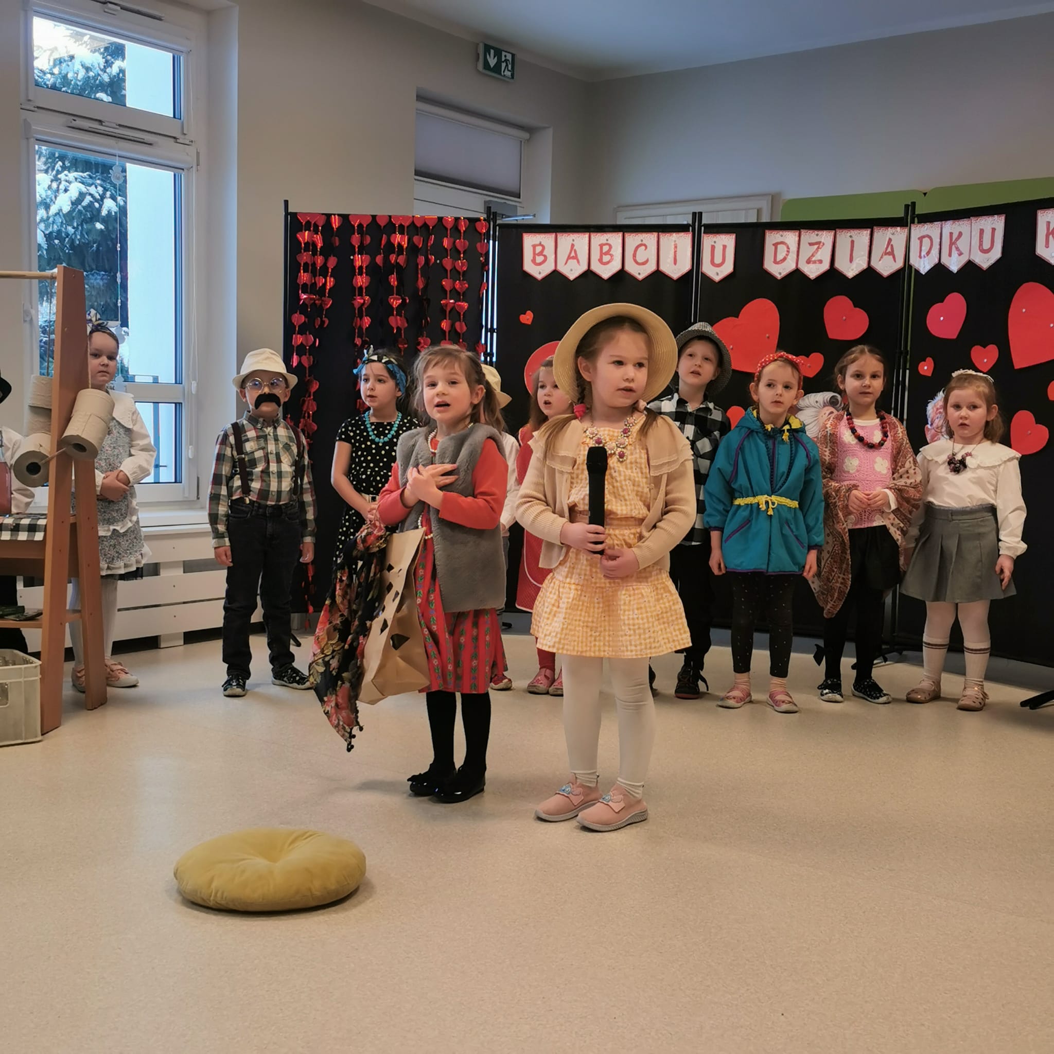 Dzień Babci i Dziadka- "Sówki"