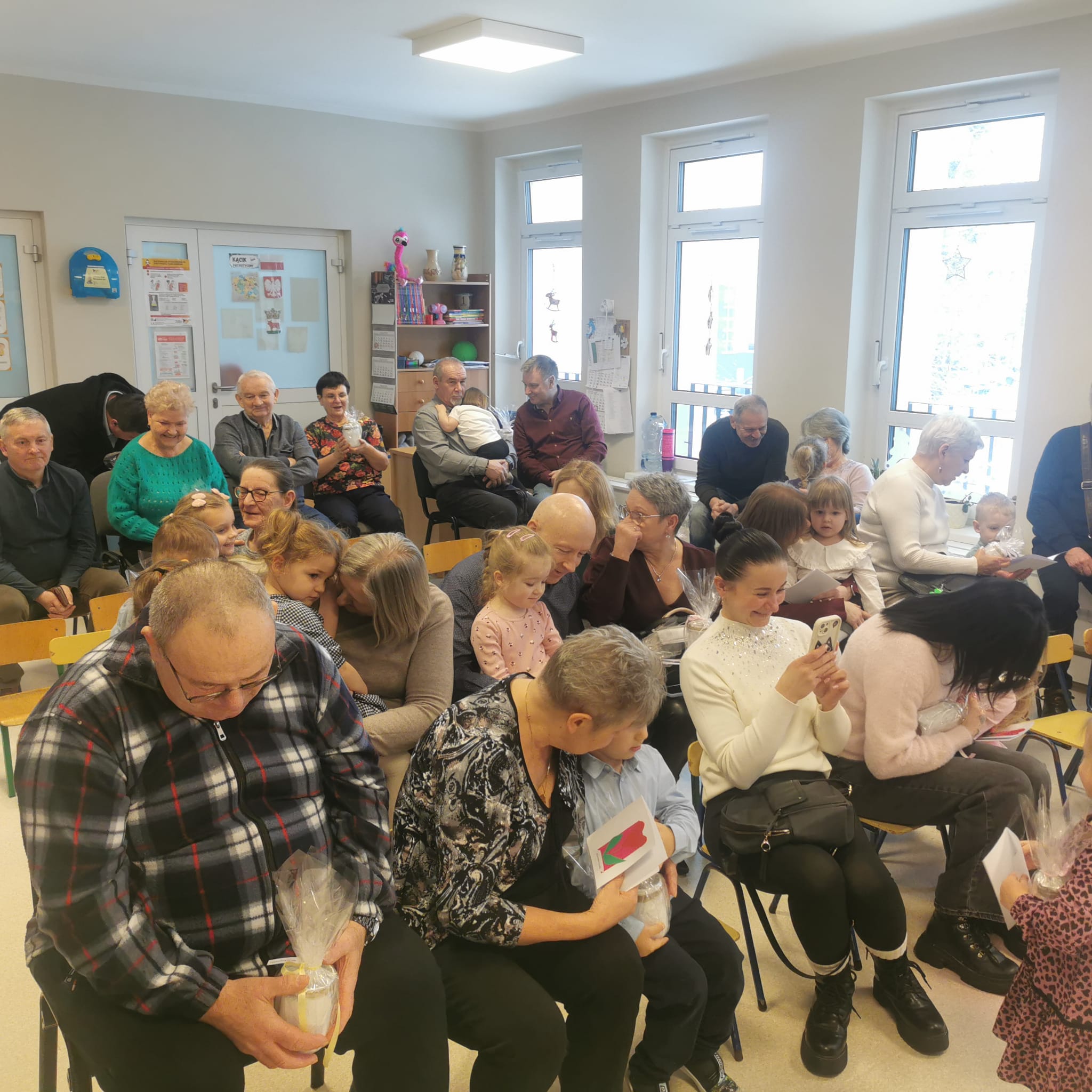 Dzień Babci i Dziadka- "Delfinki"