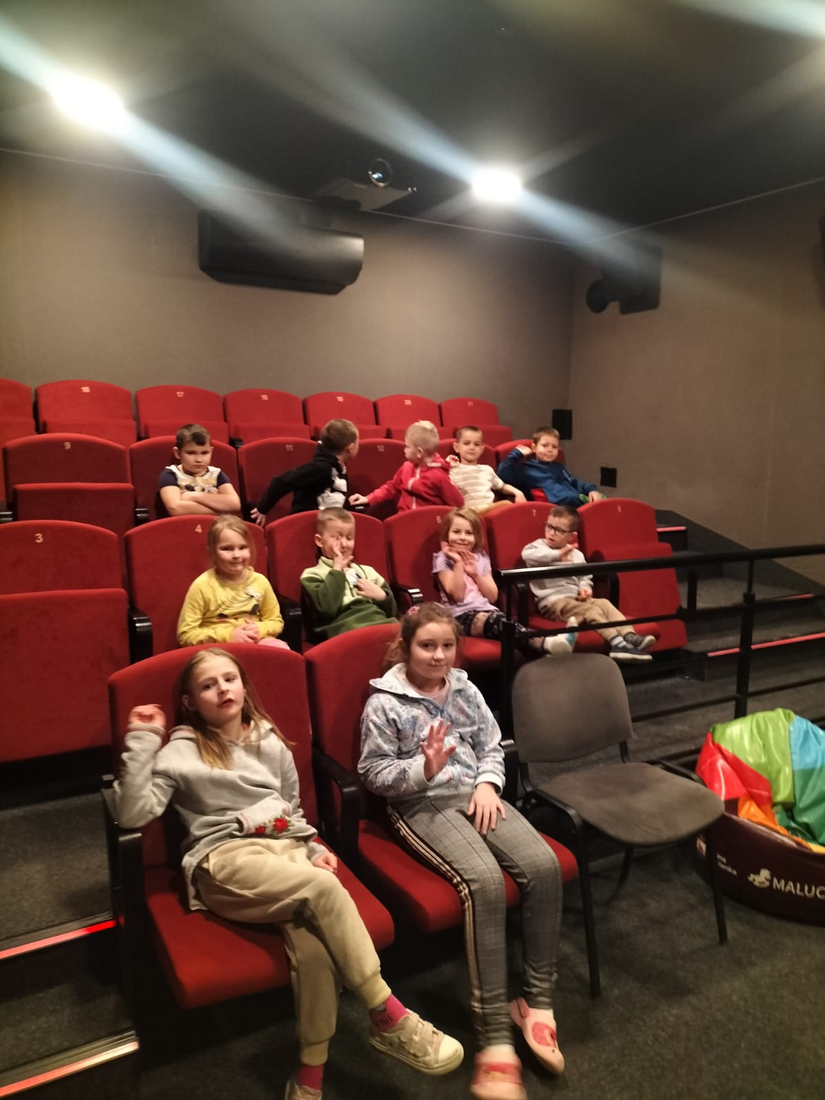 "Tygrysy" i "Minionki" gościnnie na zajęciach  w SP3- Podziękowania za wspaniałe atrakcje.