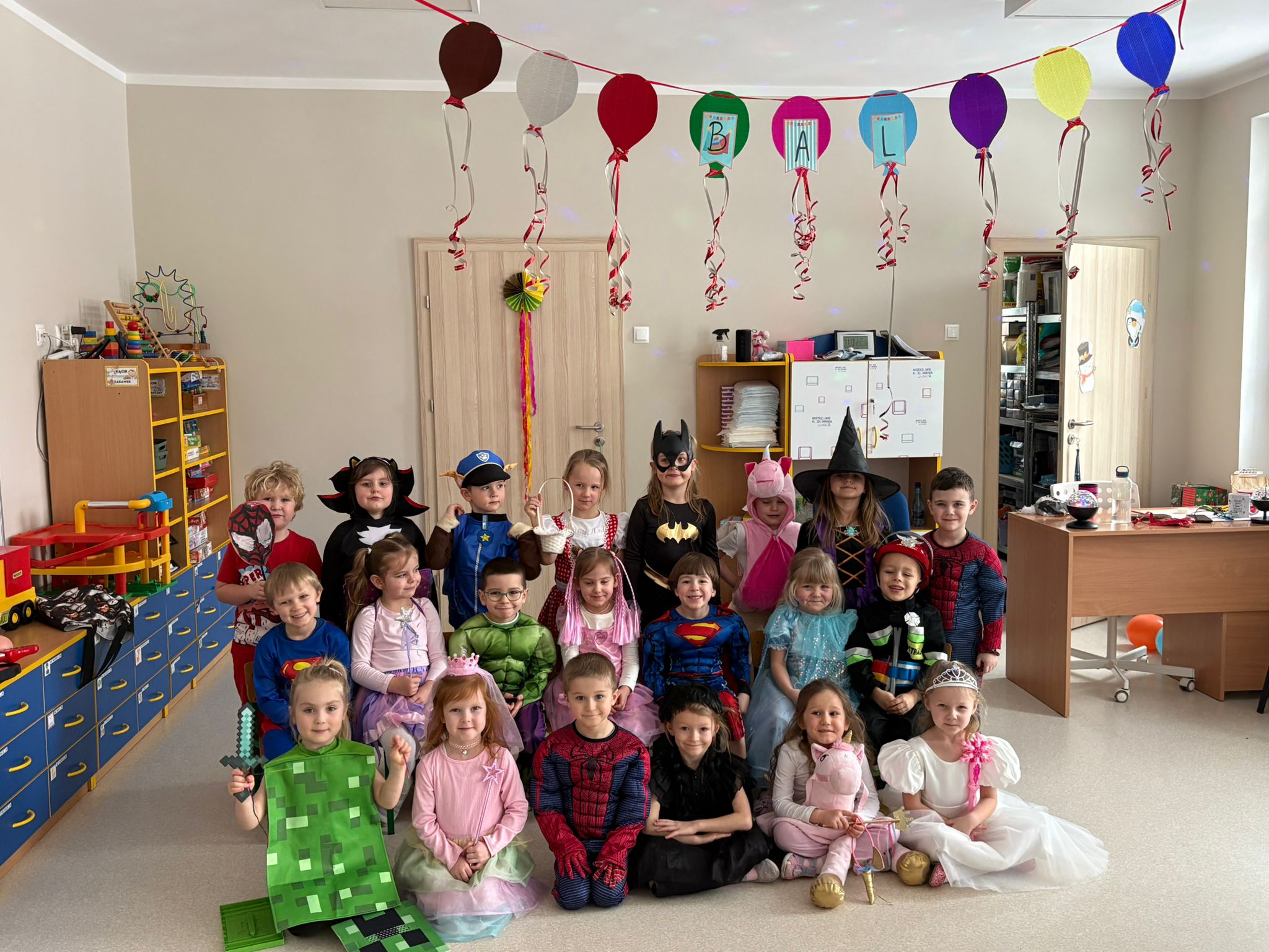 Bal karnawałowy "Motylki"  i "Delfinki"