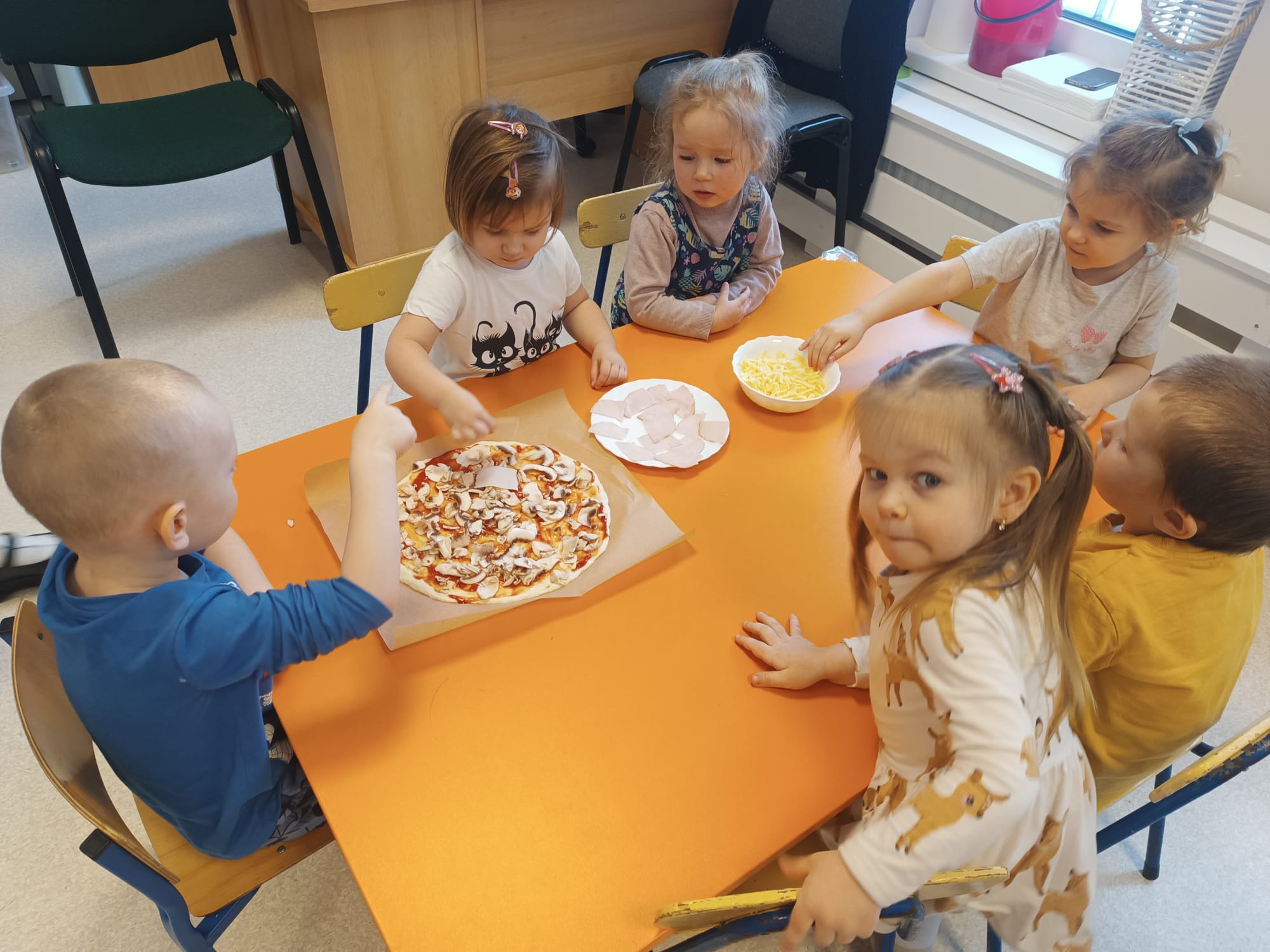 Dzień Pizzy "Delfinki"