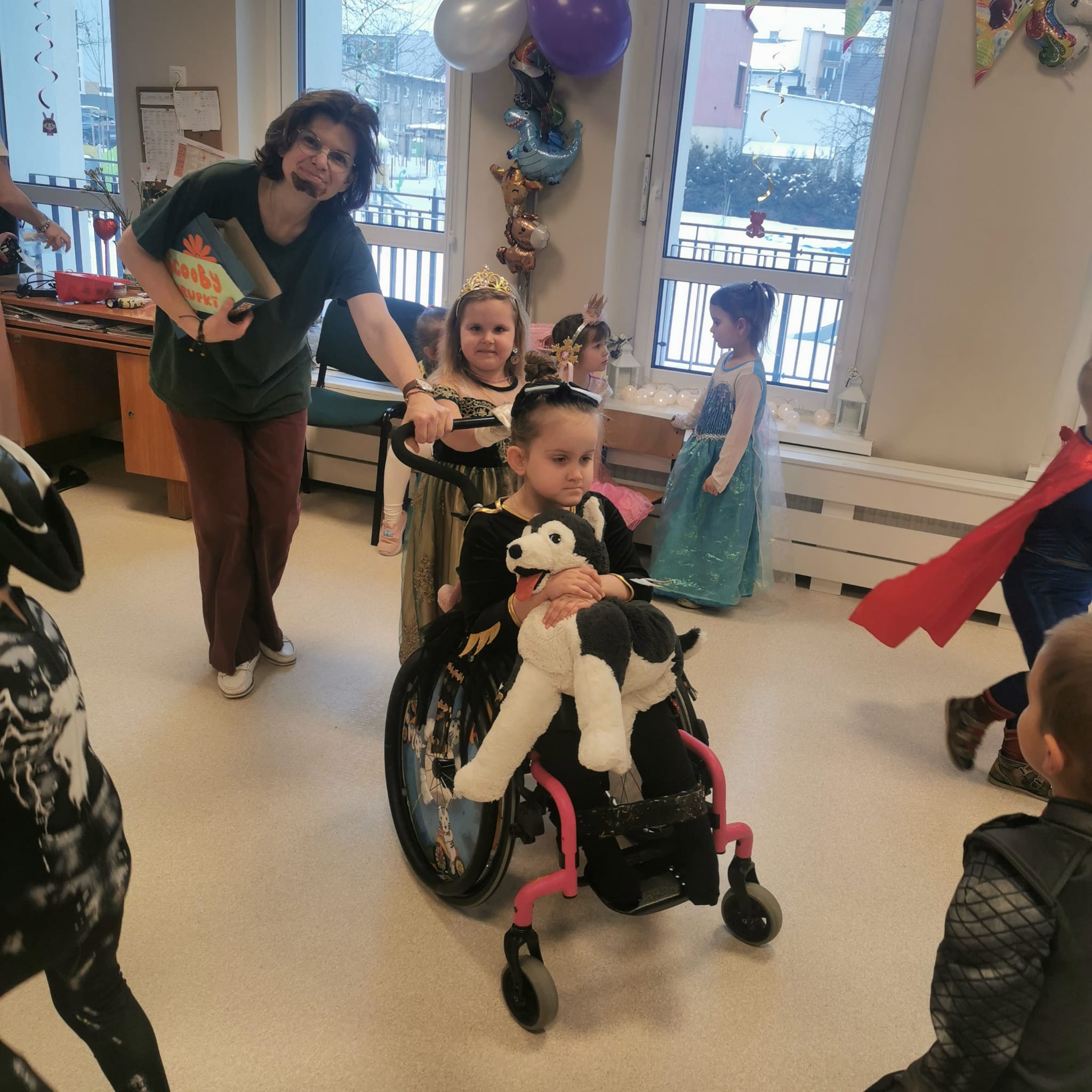 Bal karnawałowy "Sówki" i "Biedronki"