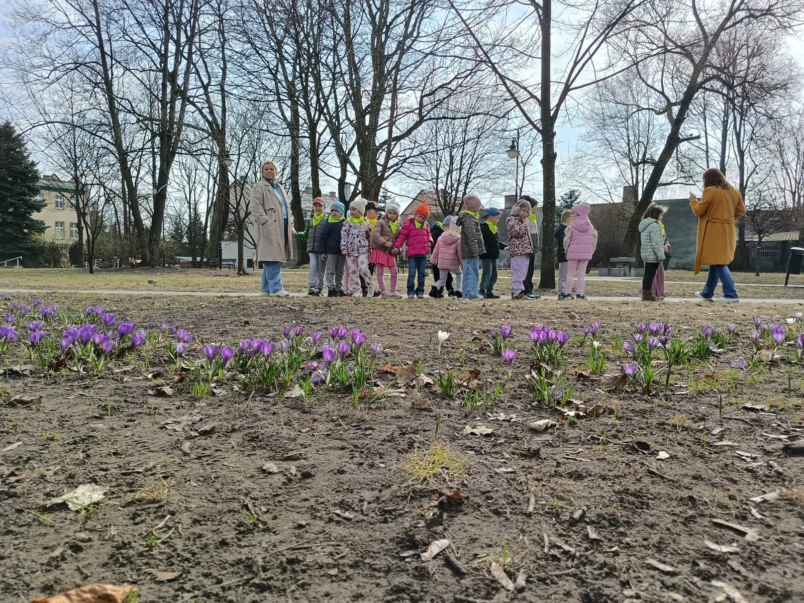 Dzień wiosny - gra terenowa "Tropiciele wiosny"