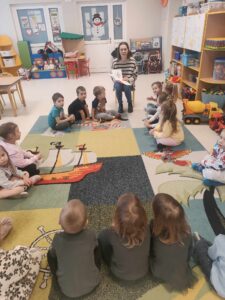 "Klub Czytających Rodziców" mama Sylwestra, Basi i Mai