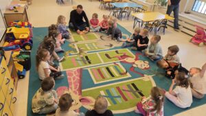 Klub Czytającego Rodzica - "Delfinki"